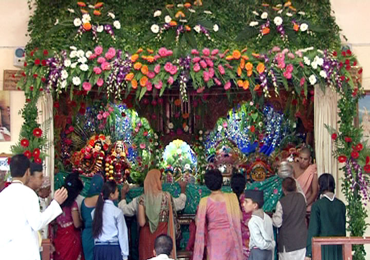 decorate your home for janmashtmi