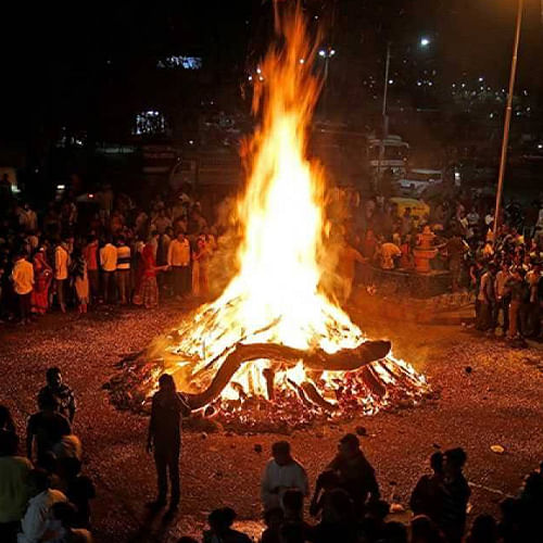 Stay Safe During the Holi Bonfire