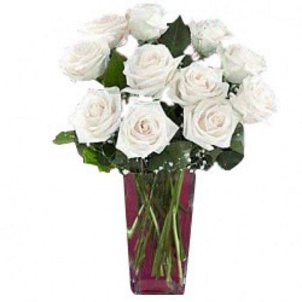 12 White Roses in a Glass Vase