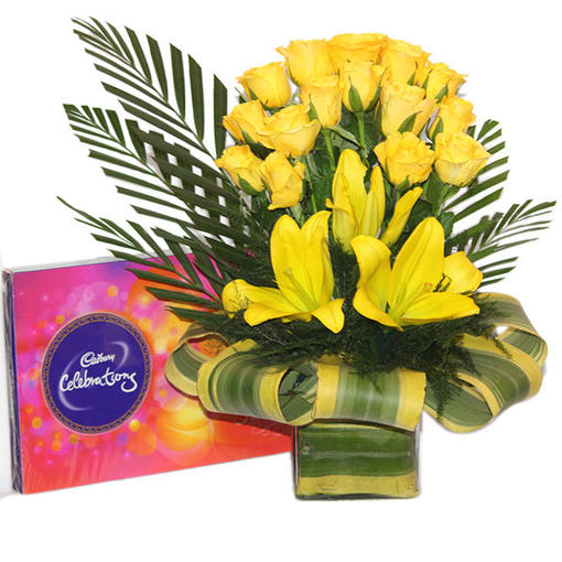 JOYOUS YELLOW BASKET 