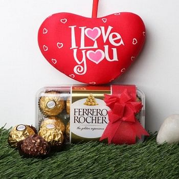 Small Heart Shape Cushion with 16 pcs Ferrero Rocher Chocolate