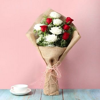 10 Mixed Roses (5 Red and 5 white) in Jute Packing