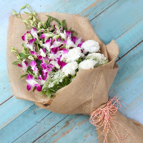 Jute Packing Flowers Arrangement