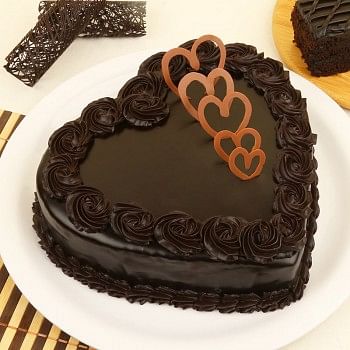 Send Cakes To Bhilai Online