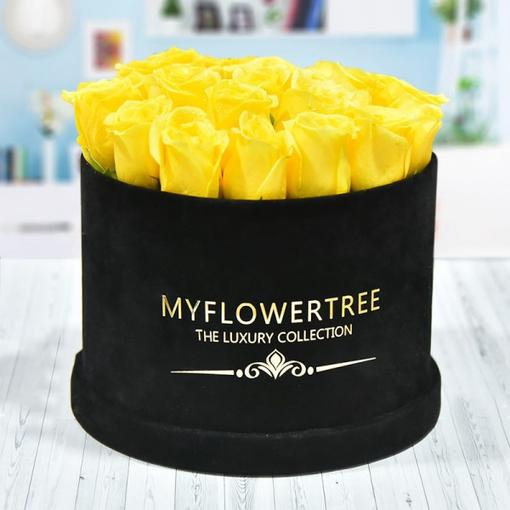 Glorious Box of Roses Glorious Box of Roses