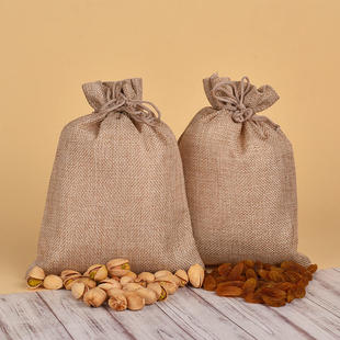 Pistachios N Raisins Potlis