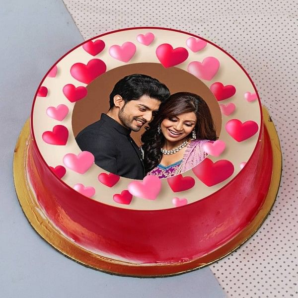 One Kg Strawberry Cream Personalised Cake for Couple