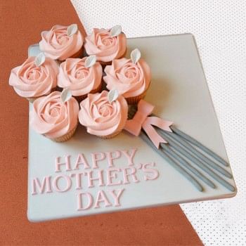 mothers day cup cakes