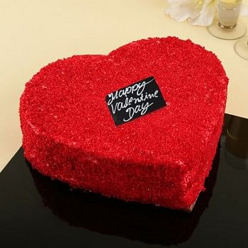 Half Kg Heart Shape Red Velvet Cake for Valentines Day