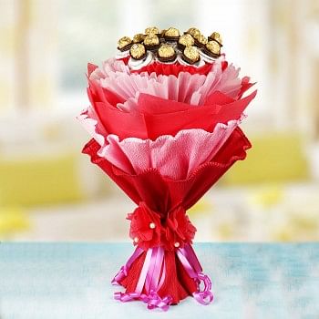 16 Pcs Ferrero Rochers Chocolate Bouquet with 2 Crepe paper wrapping and Tissue