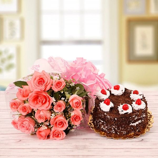 15 Pink Roses with Half Kg Black Forest Cake