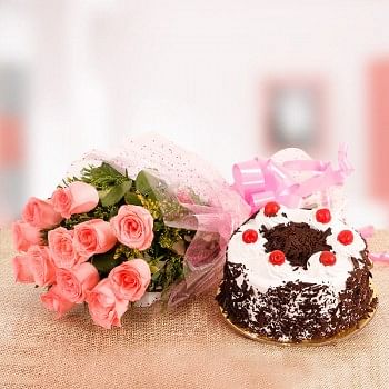Valentines Day Flowers and Cakes