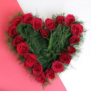 Heart-shaped Arrangement of 20 Red Roses 