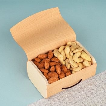 Dryfruit Gift Box of Almond and Cashew
