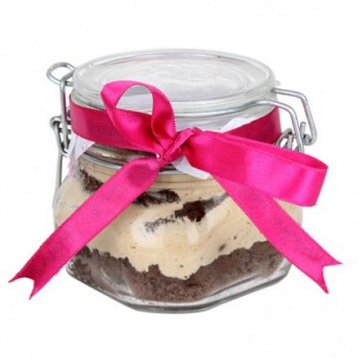 Mud Cake in a Jar