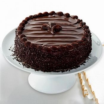 Half Kg 5 Star Chocochip Chocolate Fudge Cake