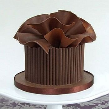 One Kg Belgium Chocolate Designer Cream Cake 