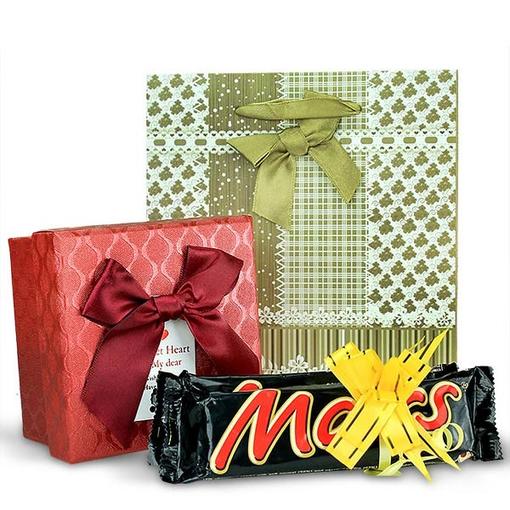 Scrumptious Chocolates Gift Hamper