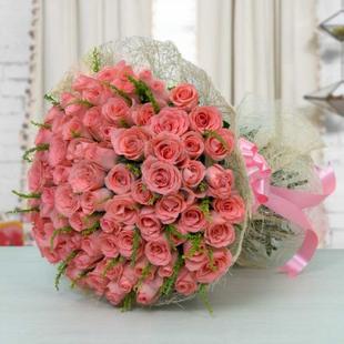 100 Pink Roses