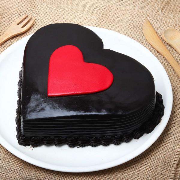 Half Kg Heart Shape Chocolate Truffle Cake
