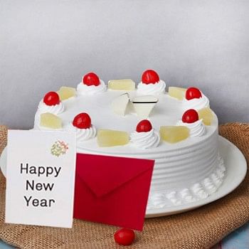 New Year Half Kg Pineapple Cake with Greeting Card 