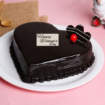 Half Kg Heart Shape Chocolate Cake for Womens Day