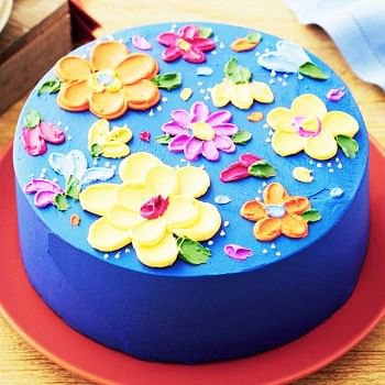 1/2 Kg Floral Theme Fondant Cake