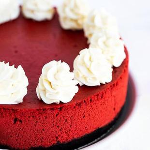 Red Velvet Cheesecake