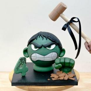 Pinata Hulk Cake