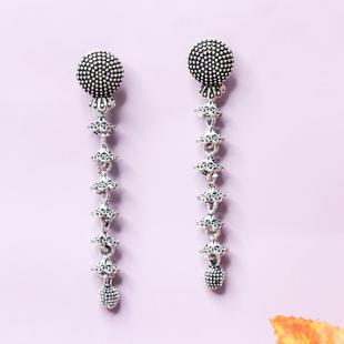 Ravishing Pearl Fame Earrings