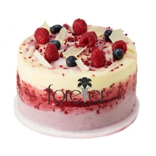Summer Berry Bliss Cake