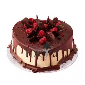 Berrylicious Chocolate Heart Cake