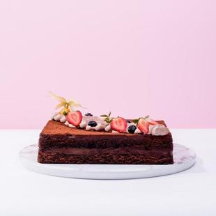 Gianduja Chocolate Cake