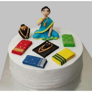 Women Shopping Cake