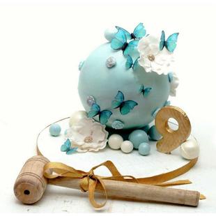 Blazing Beauty Pinata Cake