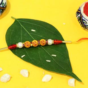 Aesthetic Om Rakhi