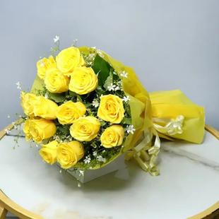 10 Yellow Roses