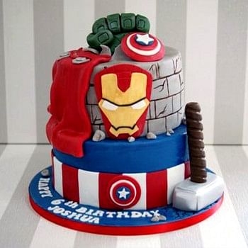 Avenger Cartoon Tier Cake