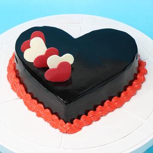 Heart Shaped Chocolate Sugarfree Cake