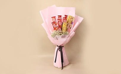 Rakhi With Chocolates